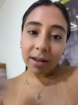 MelodyRey   online show from 04-15-26, 12:38