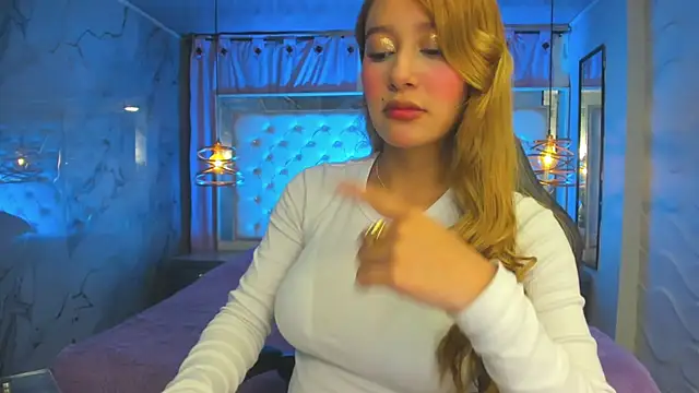 Daniela-hill online show from 07-15-26, 03:35