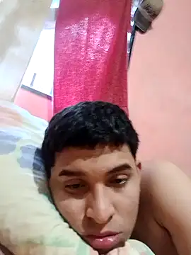 Snapshot of alee28728 chatting on 05-07-26, 07:50 alee28728 online show from 05-07-26, 07:50