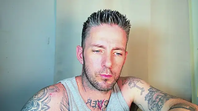 SkylarrGrey online show from 06-10-26, 06:20