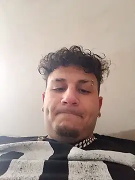 Snapshot of Baby122440 chatting on 03-20-26, 07:53 Baby122440 online show from 03-20-26, 07:53