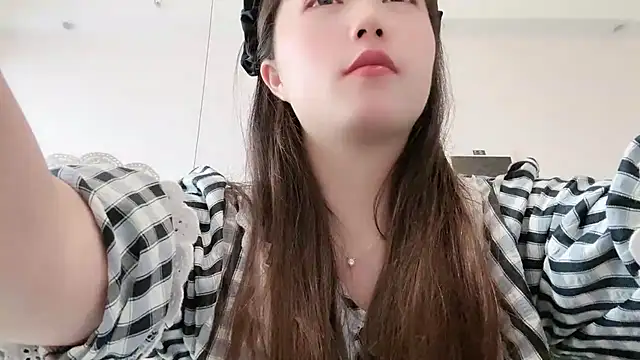 shuangshuang3 online show from 07-04-26, 04:52