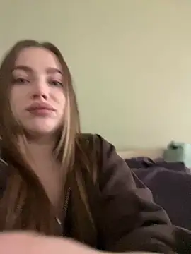 Snapshot of milana_millka chatting on 03-20-26, 11:44 milana millka online show from 03-20-26, 11:44