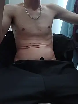 Skinboy06 online show from 05-25-26, 02:27