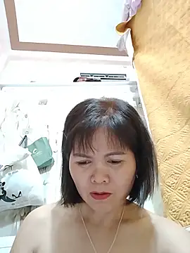 Snapshot of art_po19 chatting on 05-16-26, 10:42 art po19 online show from 05-16-26, 10:42