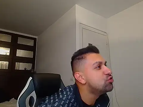 BryceReign online show from 05-07-26, 04:50
