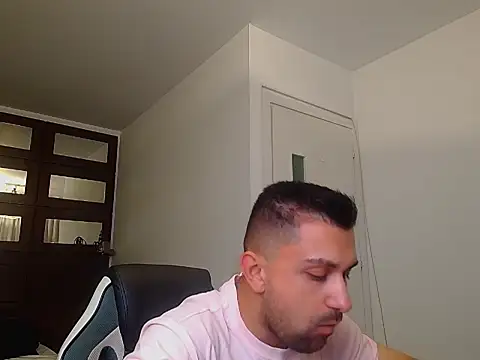 BryceReign online show from 05-09-26, 04:27