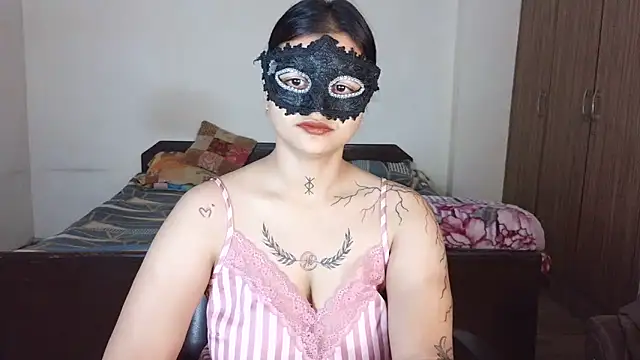 Punjabi baddie  online show from 05-25-26, 12:43