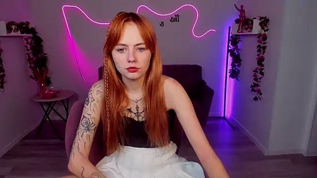 MiaSensitive online show from 04-12-26, 12:41