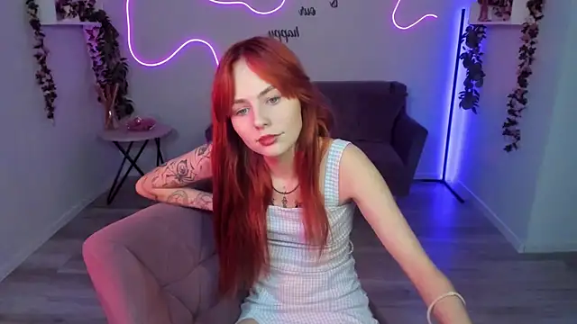 MiaSensitive online show from 05-10-26, 01:04