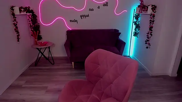 MiaSensitive online show from 04-22-26, 11:50