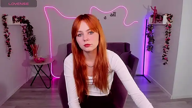 MiaSensitive online show from 04-01-26, 12:17