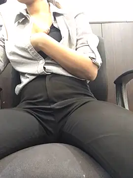 Rajukummr online show from 04-13-26, 12:09