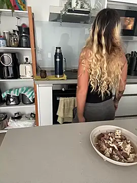 Sexyandtiny online show from 03-27-26, 12:39