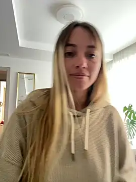 Sexyandtiny online show from 04-14-26, 03:17
