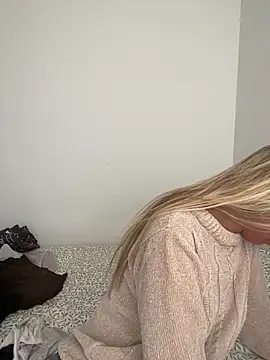 Sexyandtiny online show from 03-22-26, 03:35
