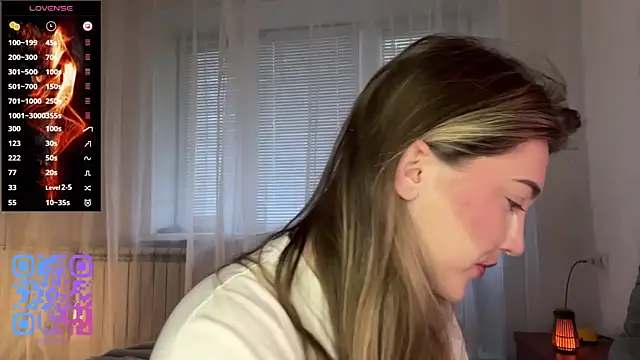 1Kellynaive online show from 04-20-26, 03:13