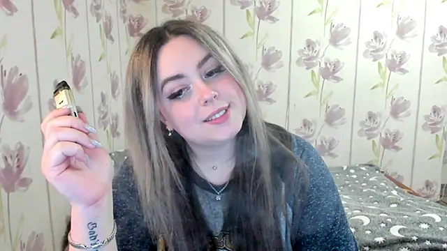 Agathameoww online show from 04-26-26, 01:14