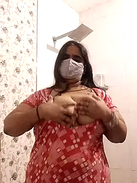 MoonlightMira online show from 06-14-26, 07:37