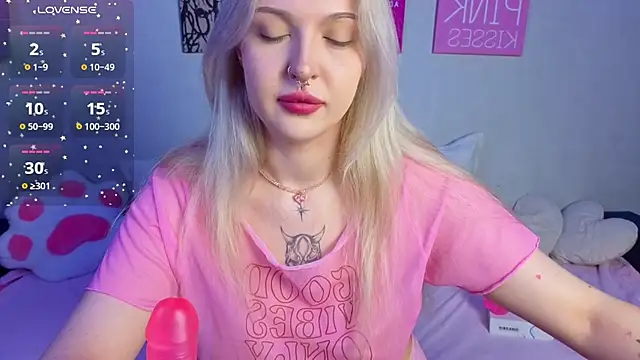 BlondieSummer online show from 07-23-26, 06:37