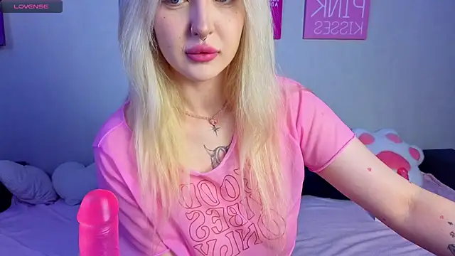 BlondieSummer online show from 06-30-26, 03:12