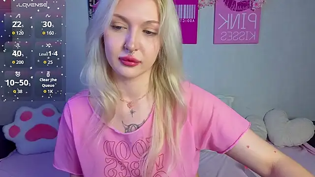 BlondieSummer online show from 07-18-26, 07:22