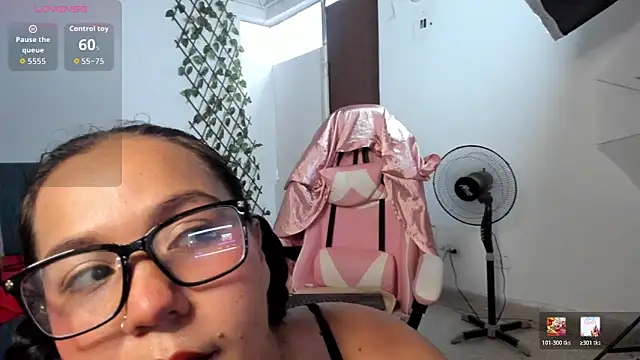 LisaTepes online show from 03-28-26, 09:05