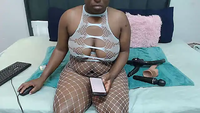 Snapshot of BlackDiamondX21X chatting on 07-10-26, 03:01 BlackDiamondX21X online show from 07-10-26, 03:01
