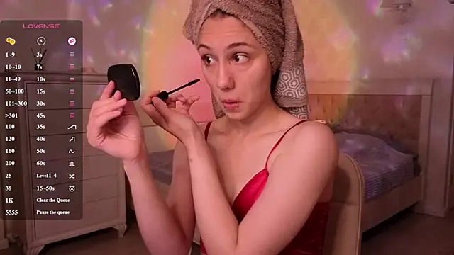 MilaVey online show from 06-12-26, 07:11