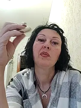 HelgaDennis online show from 04-11-26, 03:36