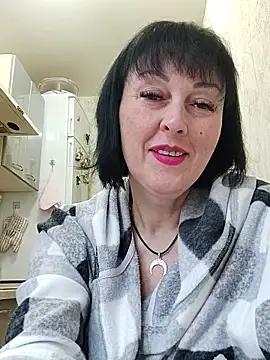 HelgaDennis online show from 04-03-26, 05:36