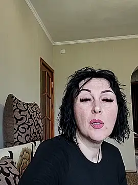 HelgaDennis online show from 04-16-26, 09:54