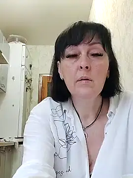 HelgaDennis online show from 06-07-26, 03:45