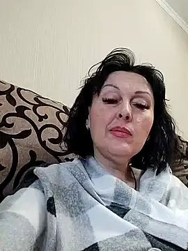 HelgaDennis online show from 05-10-26, 12:31