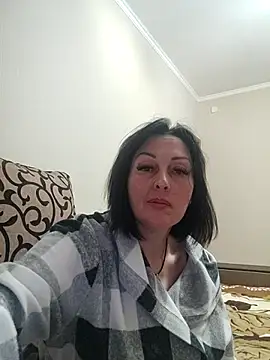 HelgaDennis online show from 03-29-26, 05:58