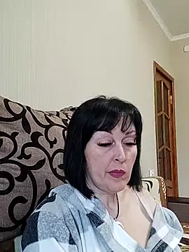 HelgaDennis online show from 05-12-26, 04:42