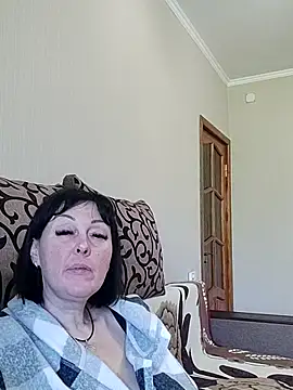 HelgaDennis online show from 05-07-26, 09:34