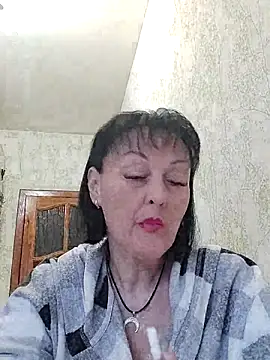 HelgaDennis online show from 04-13-26, 03:54