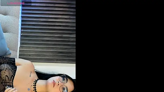  emily gilll  online show from 03-27-26, 08:10