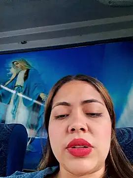 Snapshot of Yelii_ chatting on 05-02-26, 04:12 Yelii online show from 05-02-26, 04:12