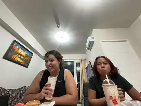 misscutee online show from 04-28-26, 03:49