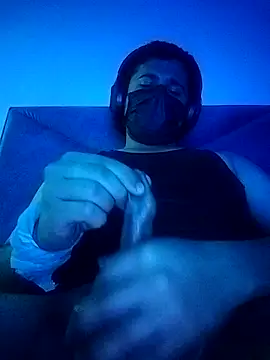 Snapshot of Small_dick_069 chatting on 03-21-26, 11:08 Small dick 069 online show from 03-21-26, 11:08