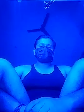 Snapshot of Small_dick_069 chatting on 03-20-26, 09:38 Small dick 069 online show from 03-20-26, 09:38