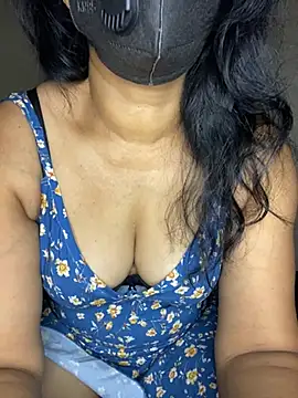 Snapshot of apsara1234 chatting on 06-13-26, 03:10 apsara1234 online show from 06-13-26, 03:10