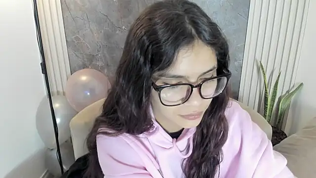 alina sauvage online show from 06-19-26, 11:16