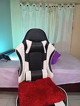 ROUSSE SINCLAIR online show from 06-19-26, 11:09