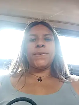 alanna6950 online show from 05-08-26, 04:22