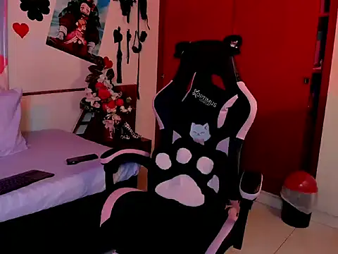 CristalZafiro online show from 04-18-26, 01:02