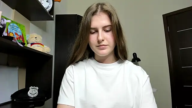 OhMyAlice online show from 04-28-26, 06:56