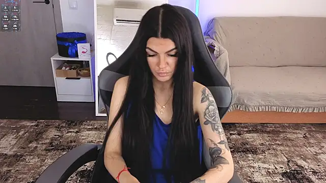 AnacondaOnn online show from 05-18-26, 05:45